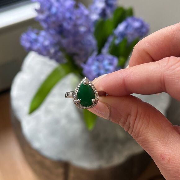 The Green Tear Drop Ring in Tibetan silver sz 6 - Picture 3 of 11